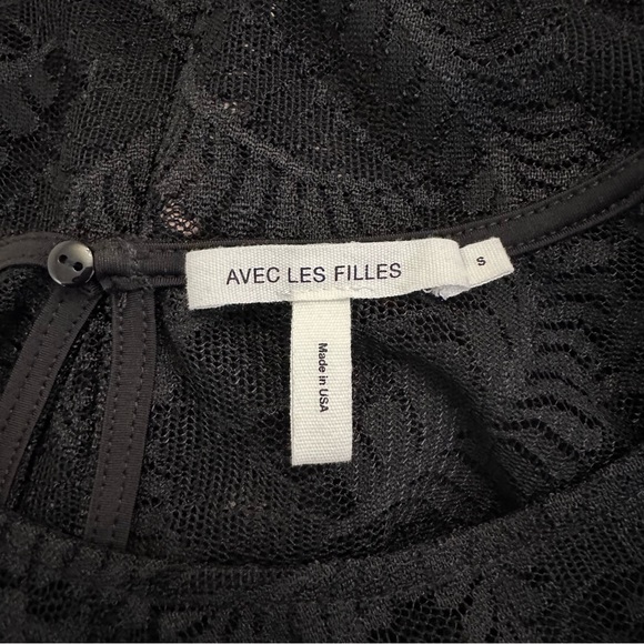 Avec Les Filles Black Lace Puff Sleeves Blouse Size Small Keyhole Back - Picture 8 of 8